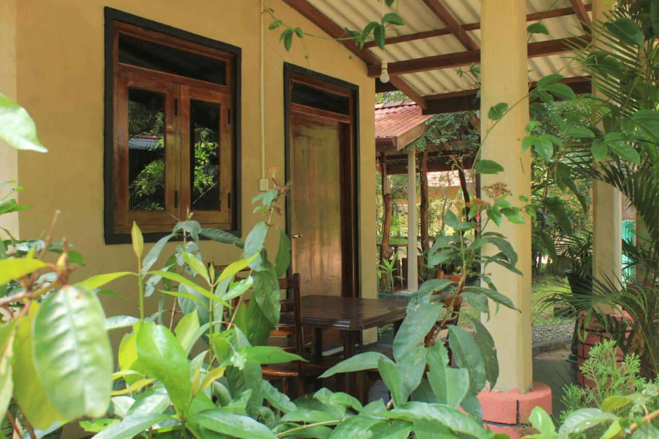 Joshua'S Cottage สิกิริยา ภายนอก รูปภาพ
